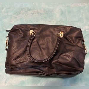 Medium black purse